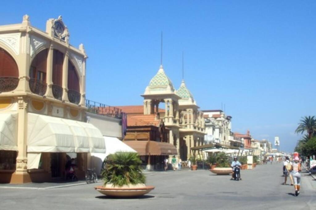 Familie Chalet In Toscane, Aan Zee, Aangeboden Door Micasatoscana Viareggio Zewnętrze zdjęcie